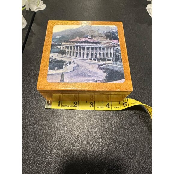 Vintage Wooden Coaster Set With Box Featuring Historical Building Prints - Picture 7 of 7